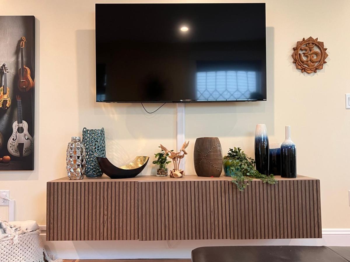 Your Boston Retreat - Great Porches - 2/Br Sleep 6 Everett المظهر الخارجي الصورة